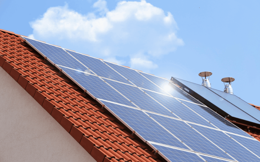 Sistema fotovoltaico con paneles solares en Barcelona para autoconsumo energético